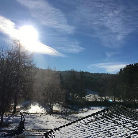 Une Suite A La Campagne เลอฌ็องบง-ซูร์-ลีญง ภายนอก รูปภาพ